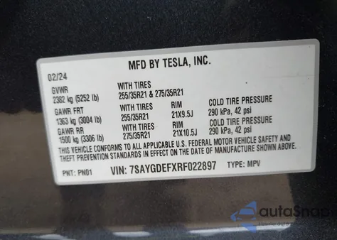 2024 Tesla Model Y Performance Dual Motor All-Wheel Drive z USA, uszkodzony, nr VIN 7SAYGDEFXRF022897